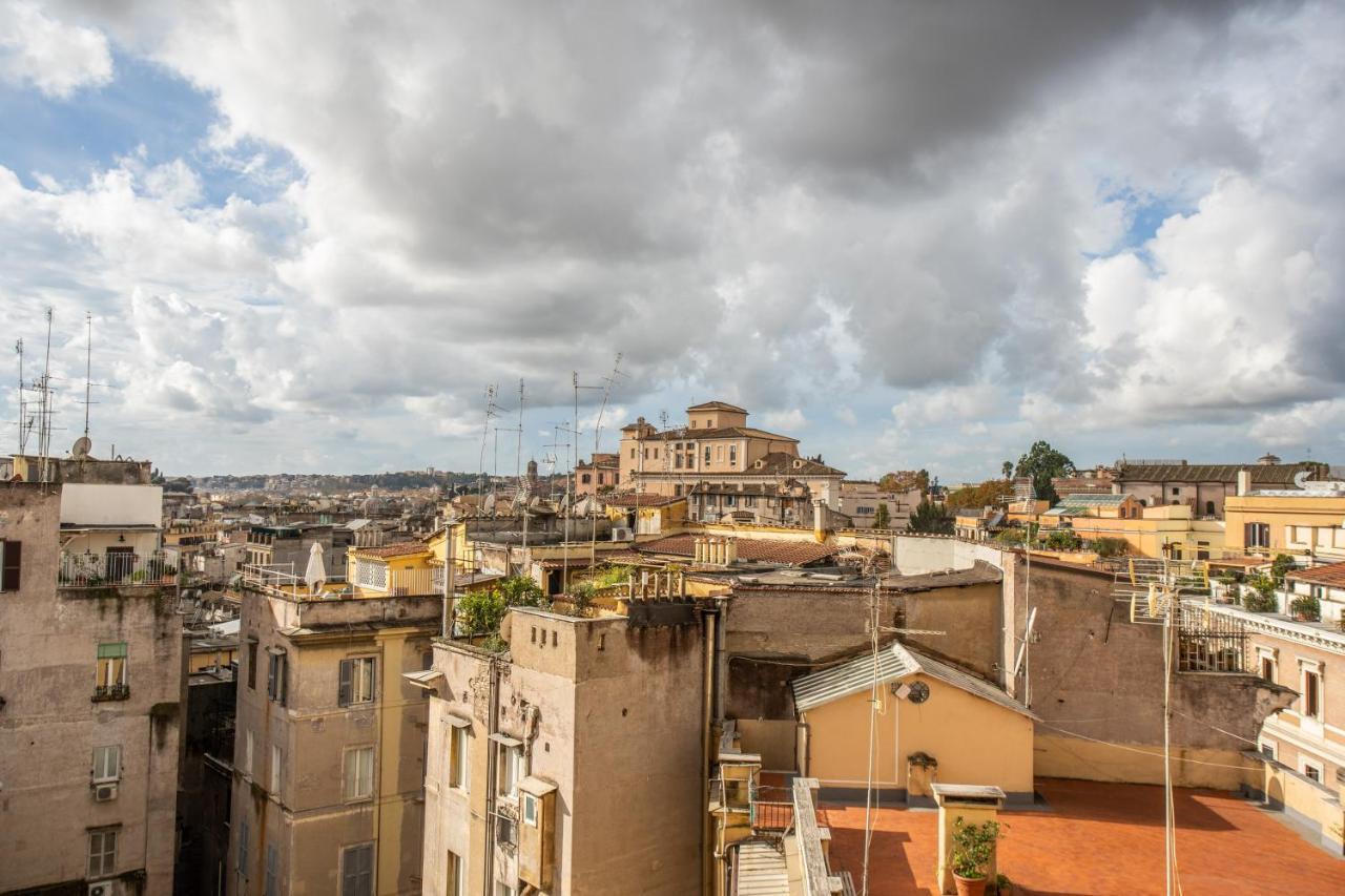 Appartamento Cavour Attic With Terrace Roma Esterno foto