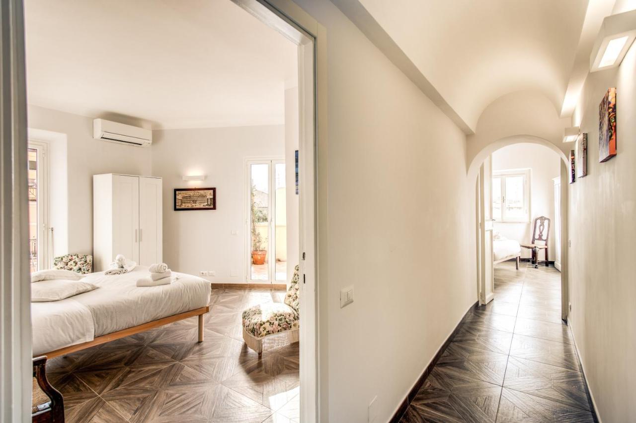 Appartamento Cavour Attic With Terrace Roma Esterno foto