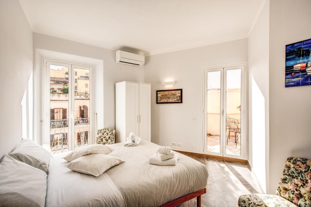 Appartamento Cavour Attic With Terrace Roma Esterno foto