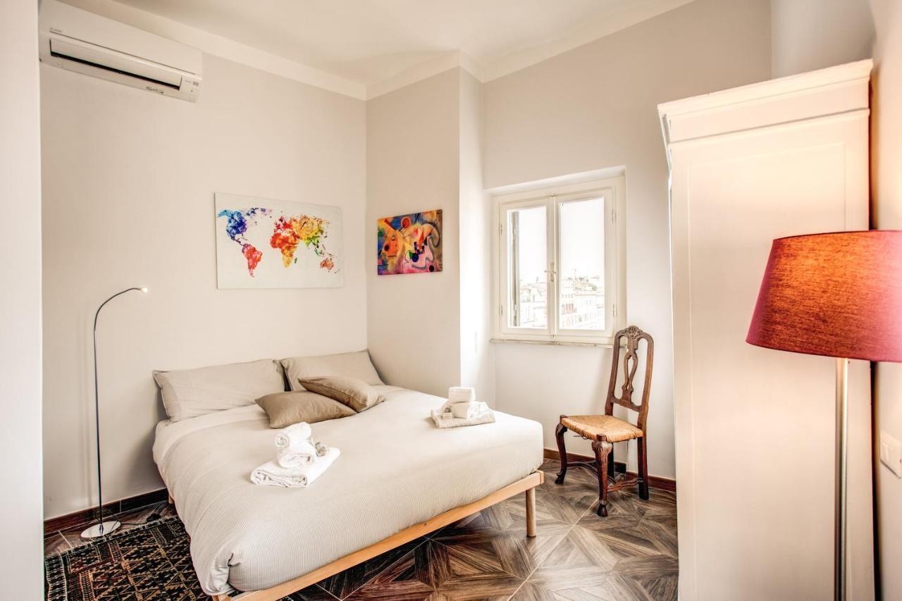 Appartamento Cavour Attic With Terrace Roma Esterno foto