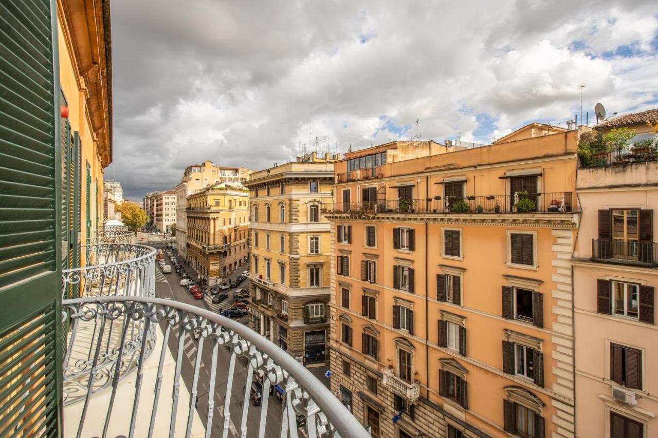 Appartamento Cavour Attic With Terrace Roma Esterno foto
