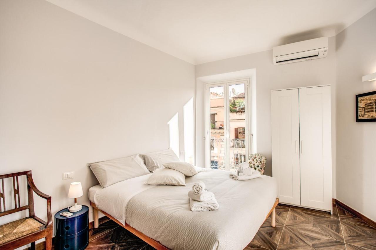 Appartamento Cavour Attic With Terrace Roma Esterno foto
