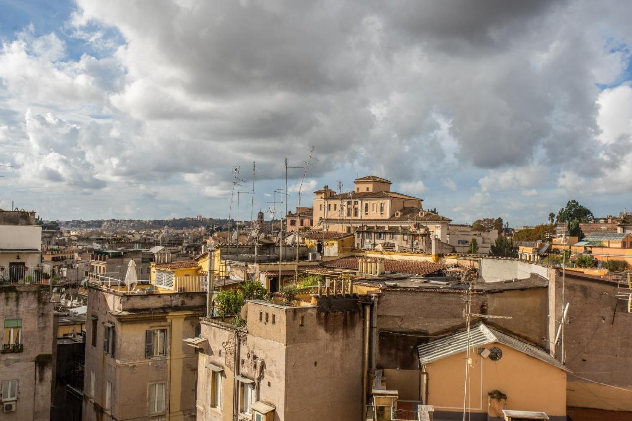 Appartamento Cavour Attic With Terrace Roma Esterno foto
